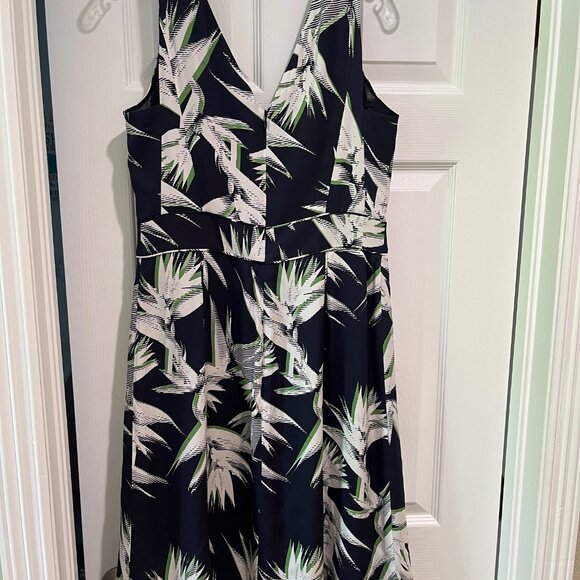 Classiques Navy Silk Dress - Picture 5 of 9